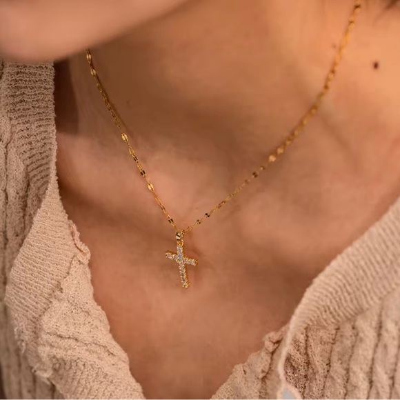 DelicateCubic Zirconia Cross Pendant Necklace Waterproof 18” - Picture 5 of 5